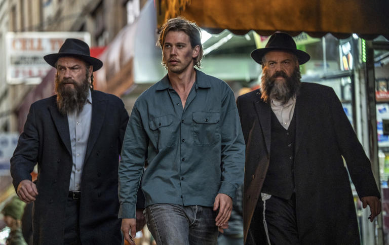 Movie Review: Caught Stealing – Austin Butler Leads the Cast in this Dark Comedy and Crime Thriller